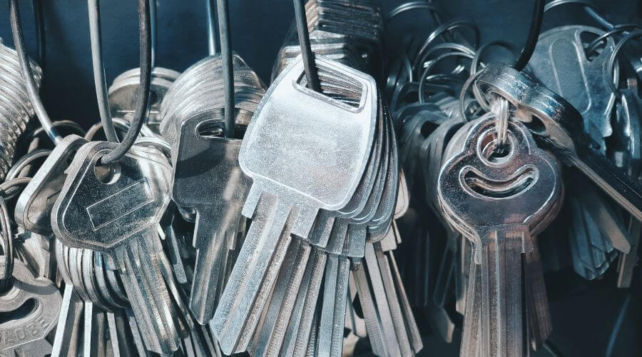 Expert Emergency Roof Repairs services in Maple City, KS